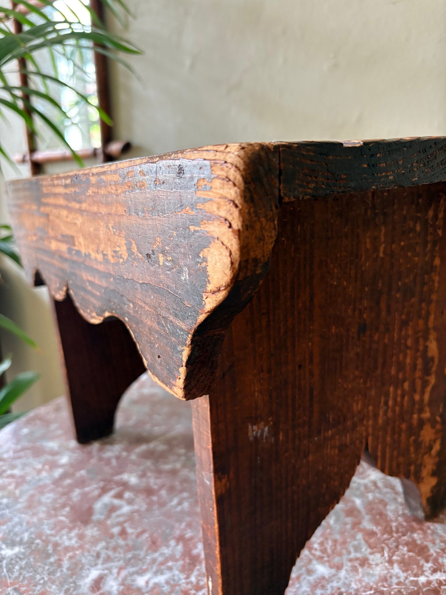 Large Creepie Stool