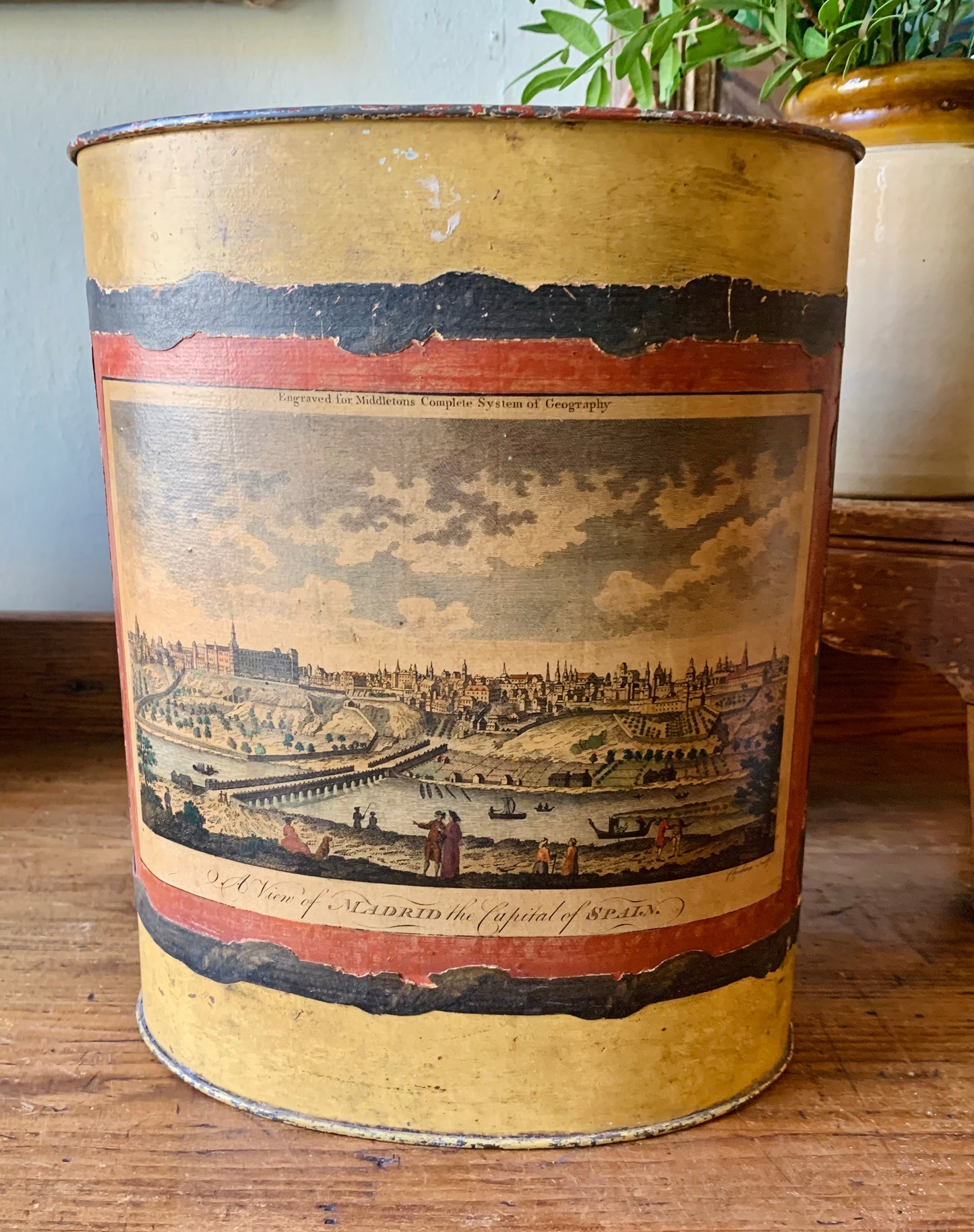 Decoupage Bin