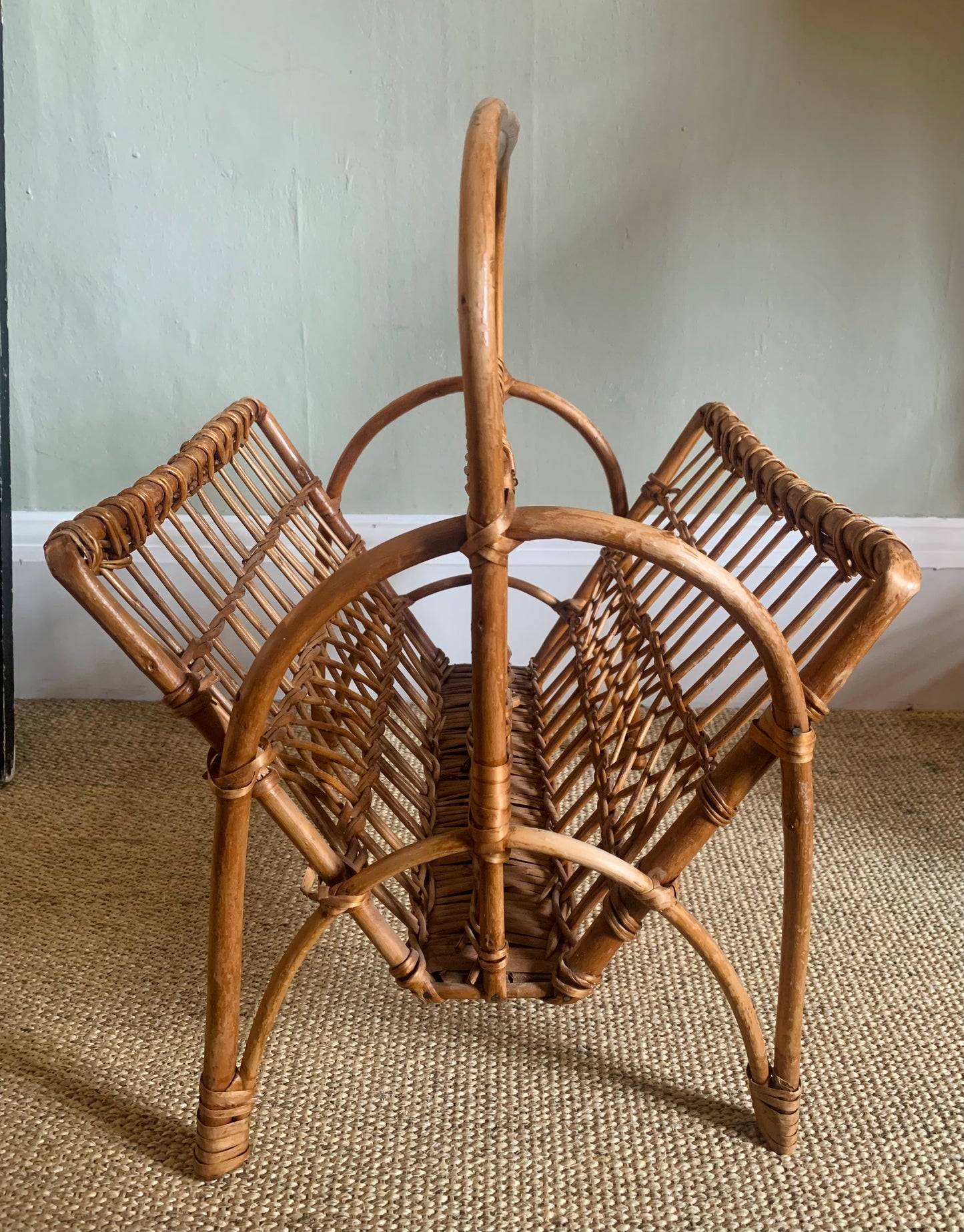 Bamboo magazine rack