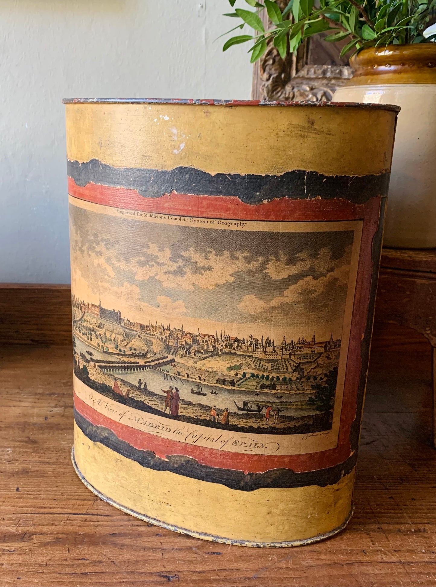 Decoupage Bin