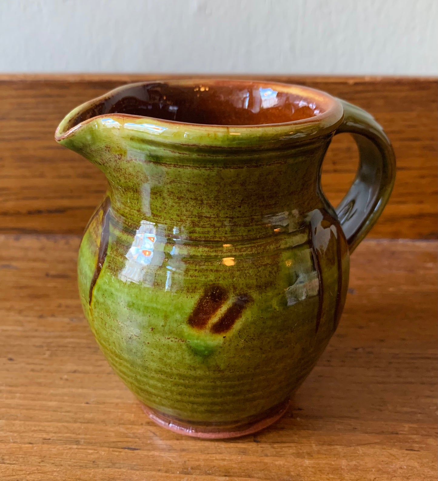 Pottery attributed to Clive Bowen