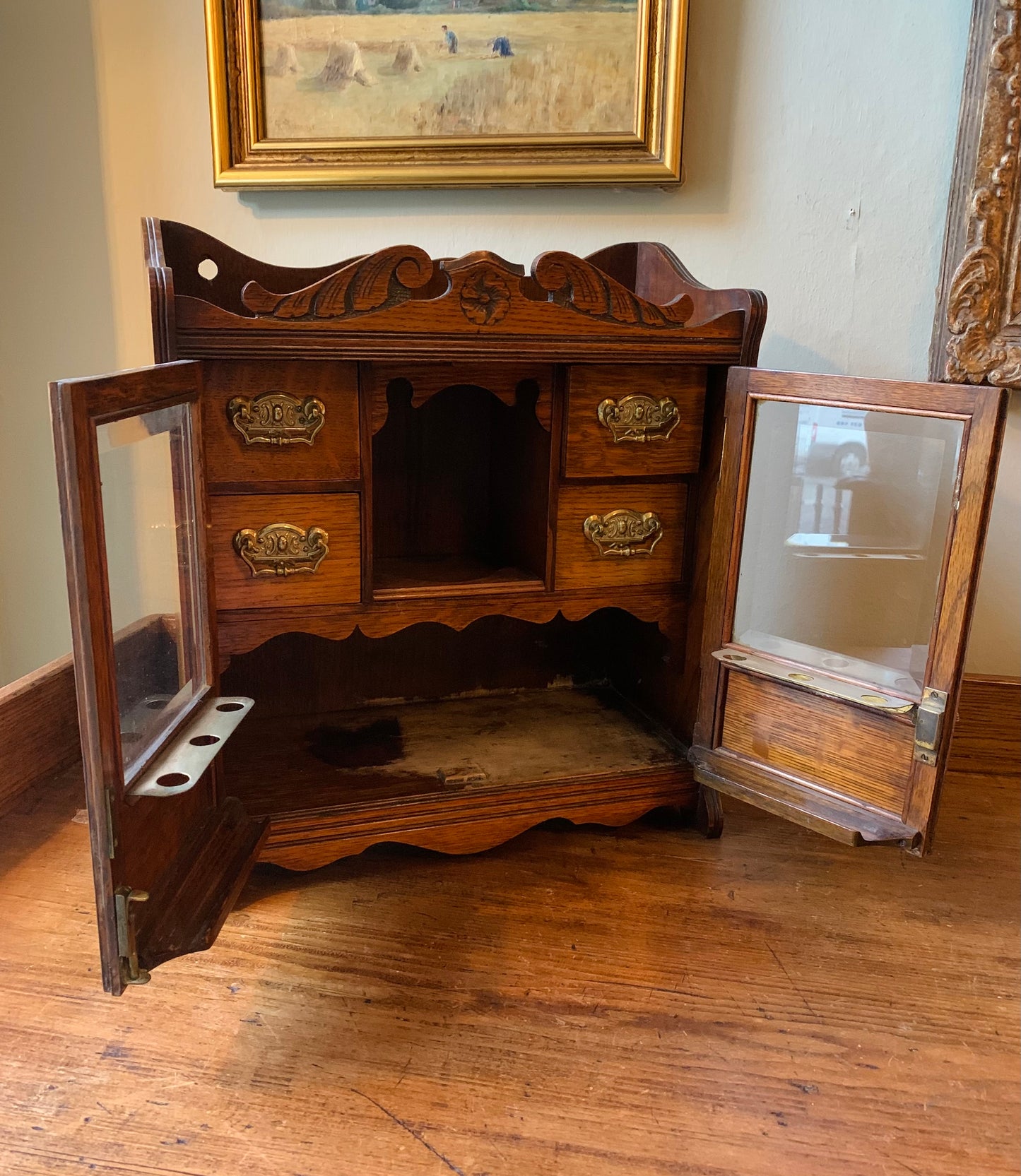 Traditional Smokers Cabinet