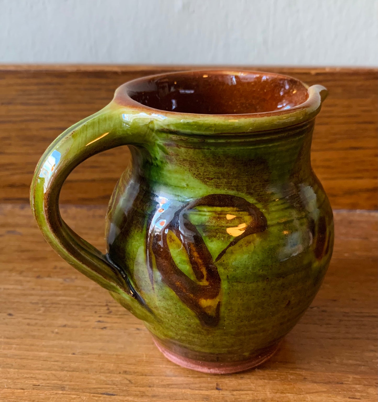 Pottery attributed to Clive Bowen