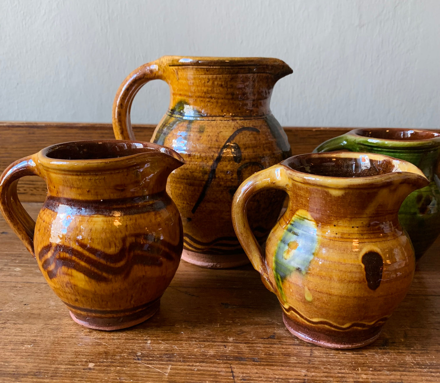 Pottery attributed to Clive Bowen